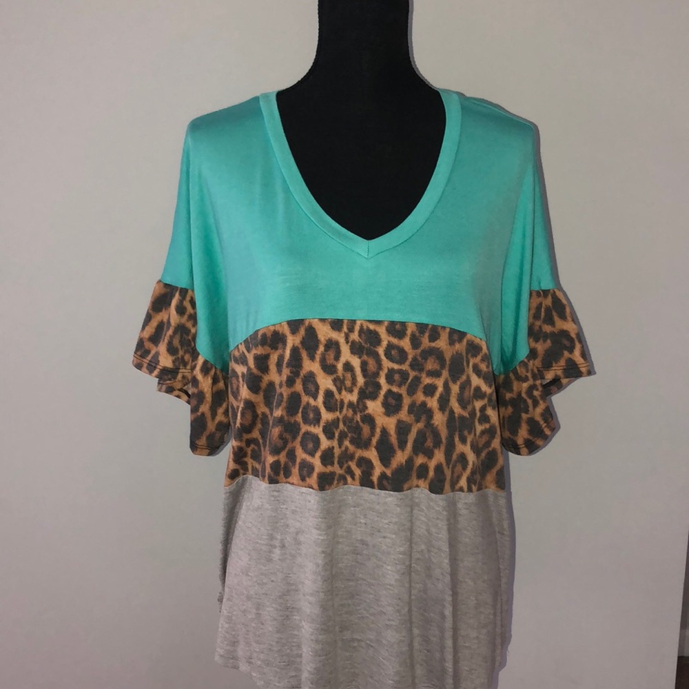 💕SOLD💕 NEW Pixi + Ivy Turquoise TShirt Sz XL
